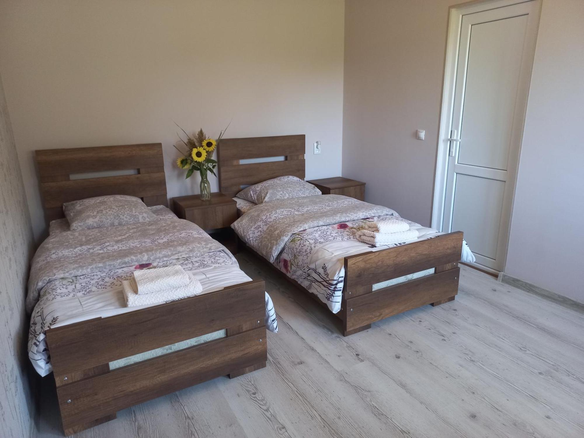 Отель Bee House Pia Экстерьер фото